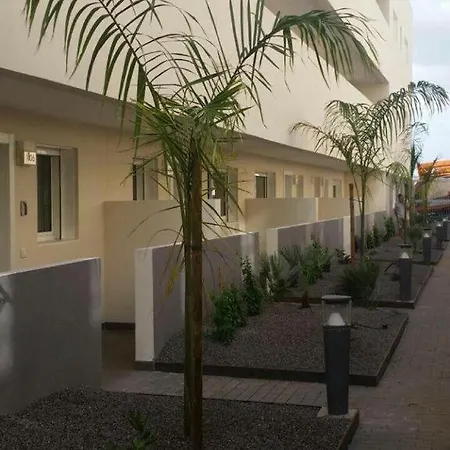 아파트 Tesoro Galeon *